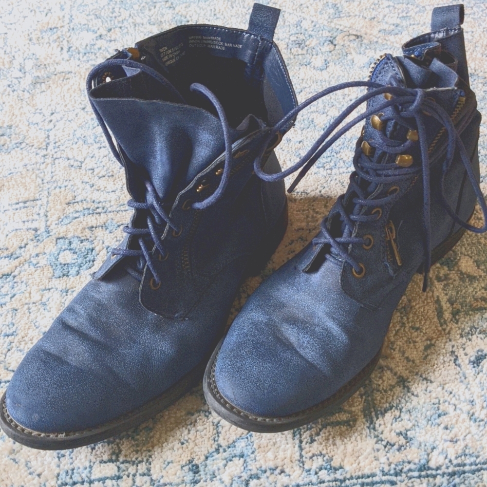 Blue Suede Shoes